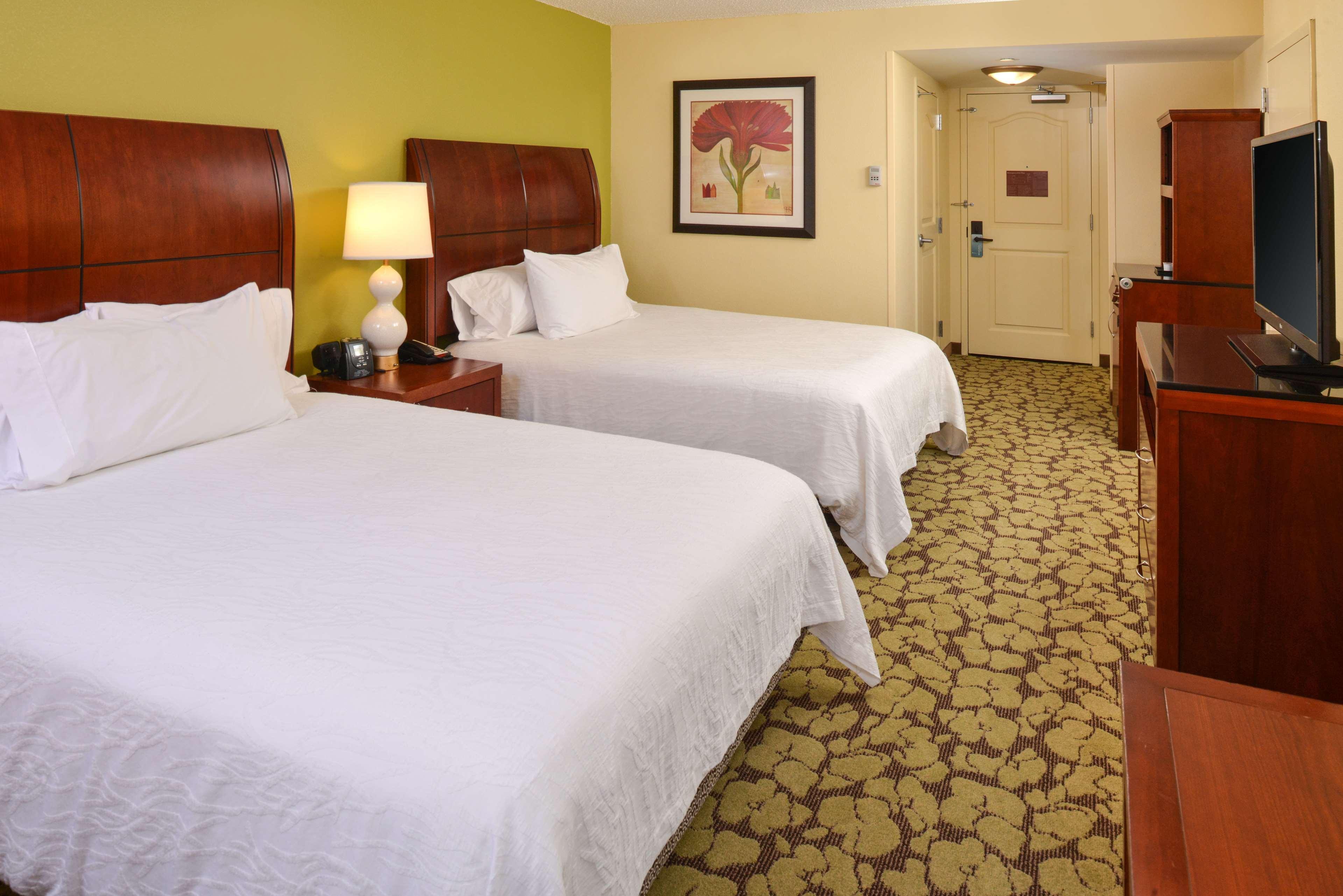 Hilton Garden Inn Terre Haute Exterior foto