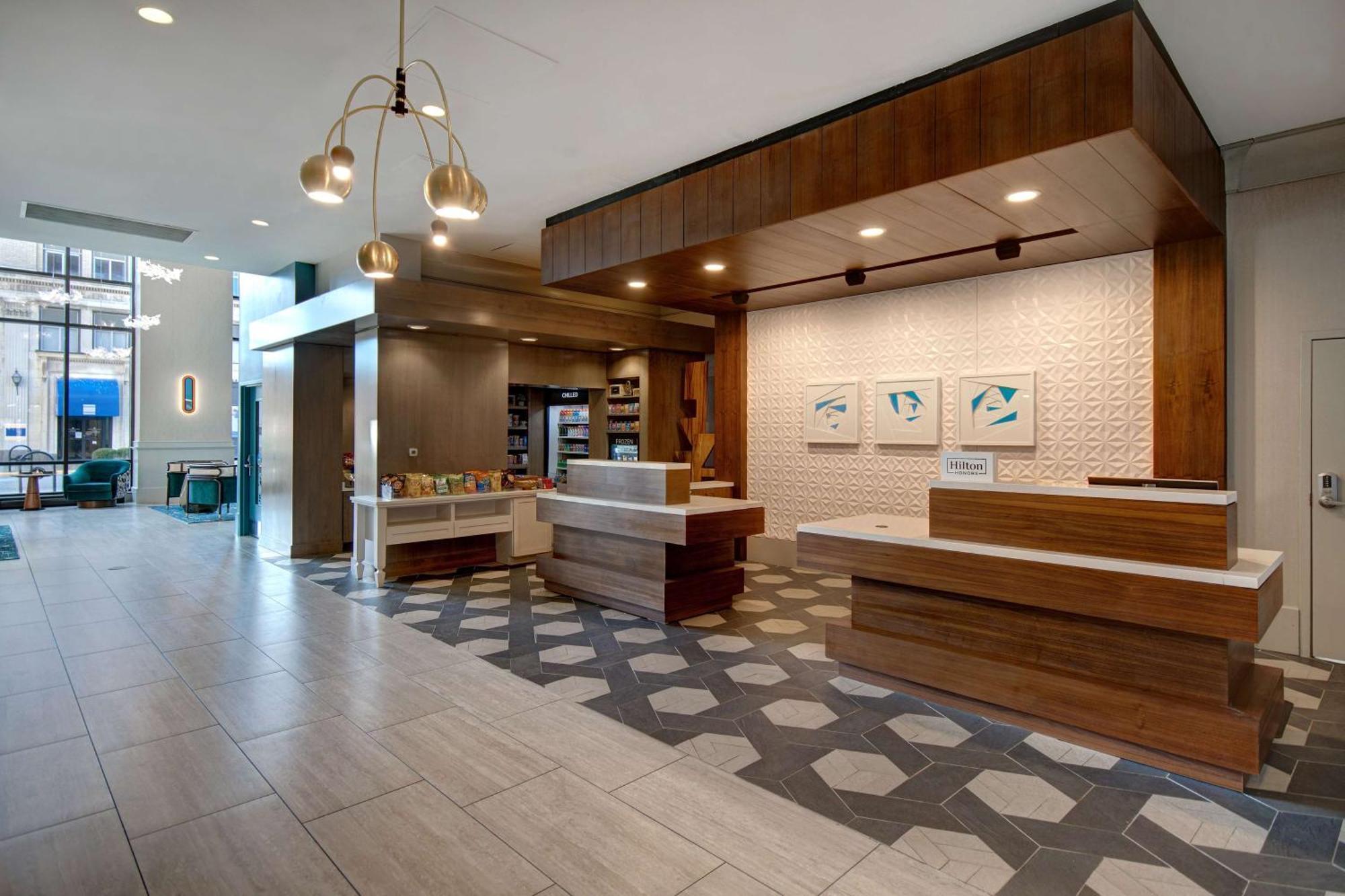 Hilton Garden Inn Terre Haute Exterior foto